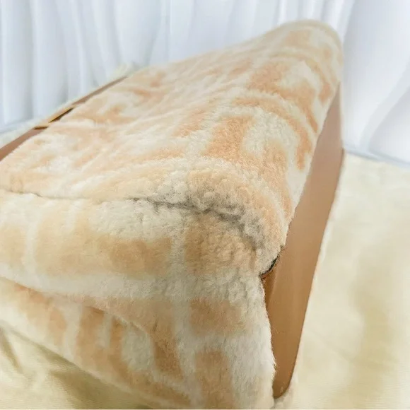 Fendi Peekaboo Shearling FF Motif Top Handle Bag - Picture 10 of 12